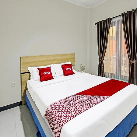 Oyo 91617 Hotel Mutiara Lombok Eksteriør bilde