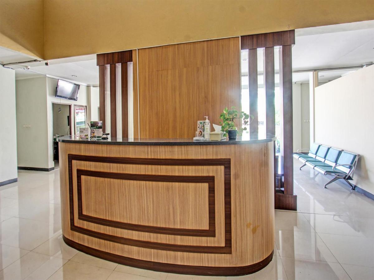 Oyo 91617 Hotel Mutiara Lombok Eksteriør bilde